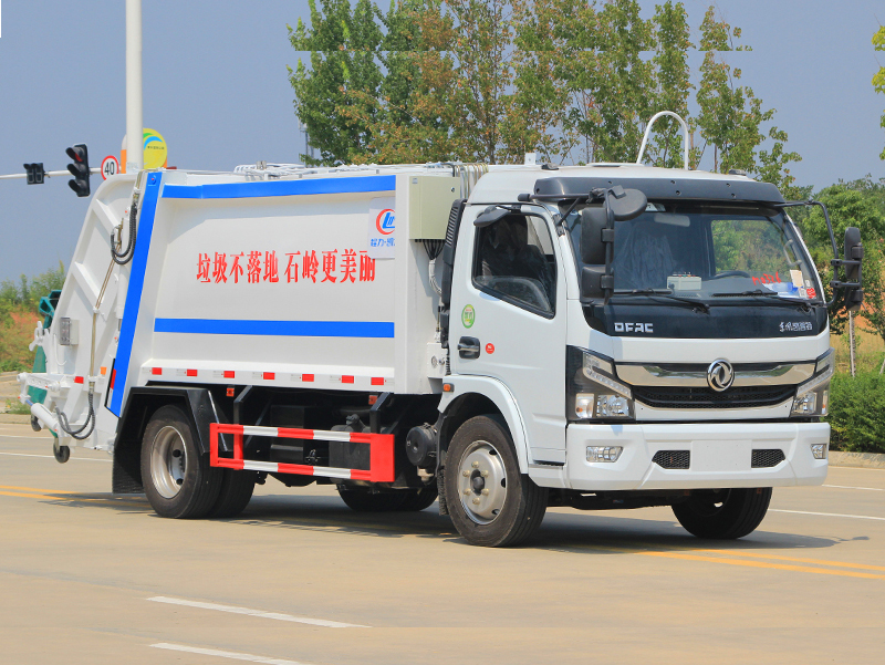 國六大多利卡 8方 壓縮垃圾車