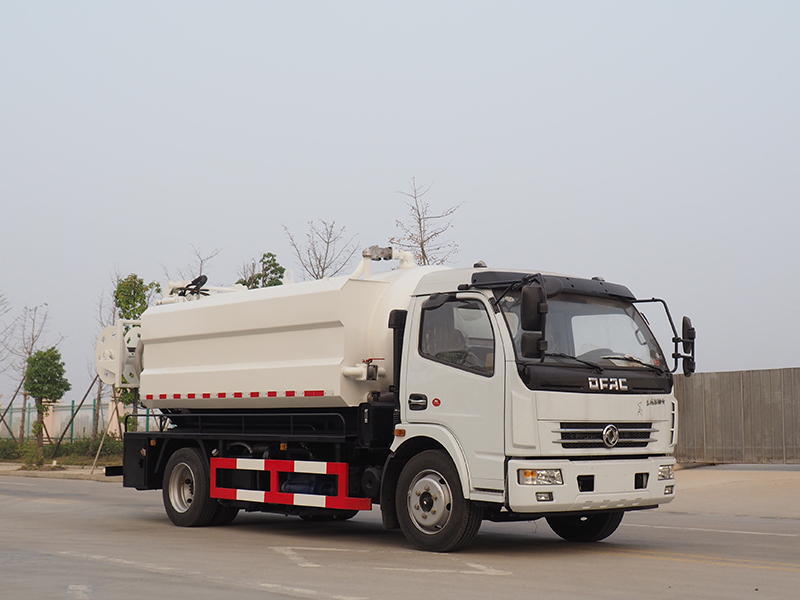 東風多利卡3088軸距 朝柴 清洗吸污車